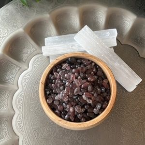 Strawberry Quartz Chips